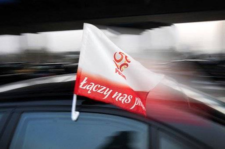 CHORĄGIEWKI flagi samochodowe 10 sztuk POLSKA