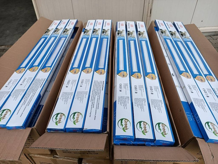 Natynkowa oprawa LED panel świetlówka lampa